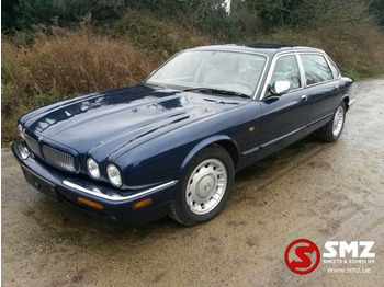 Automóvel JAGUAR