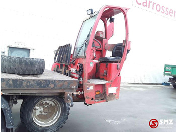 Empilhador MANITOU