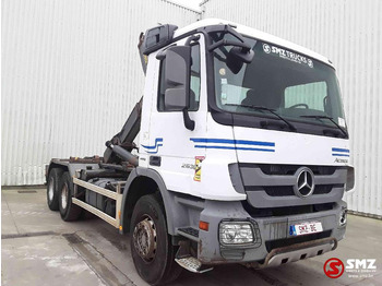 Camião transportador de contêineres/ Caixa móvel MERCEDES-BENZ Actros 2636