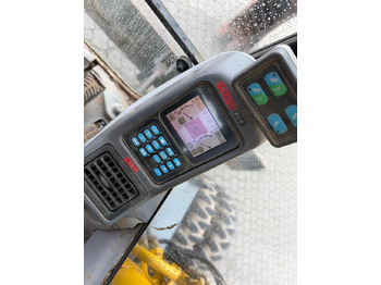 Escavadeira de rodas Komatsu PW 180 - 7: foto 4