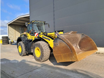 Pá carregadora de rodas KOMATSU WA380-8