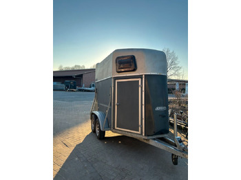 Reboque para cavalos BÖCKMANN