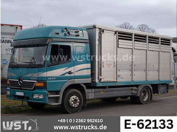 Camião de transporte de cavalos MERCEDES-BENZ Atego 1223