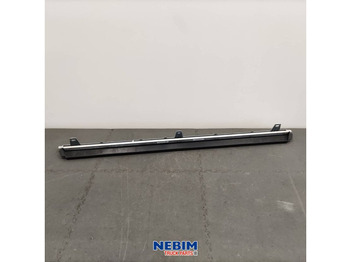 Peça de reposição para Camião Volvo Volvo - 84173254 - Bumperspoiler midden: foto 2 Peça de reposição para Camião Volvo Volvo - 84173254 - Bumperspoiler midden: foto 2
