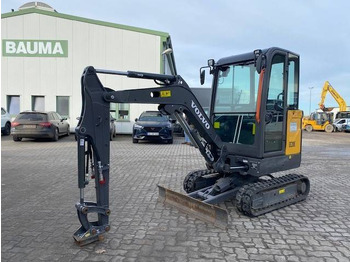 Mini escavadeira VOLVO EC20E