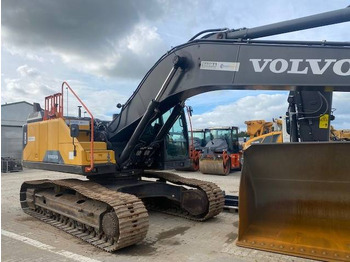 Escavadora de rastos VOLVO EC300ENL