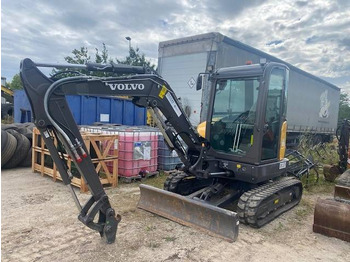 Mini escavadeira VOLVO ECR35D