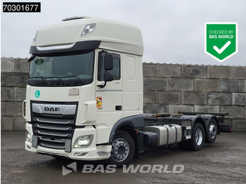 Camião transportador de contêineres/ Caixa móvel DAF XF 480