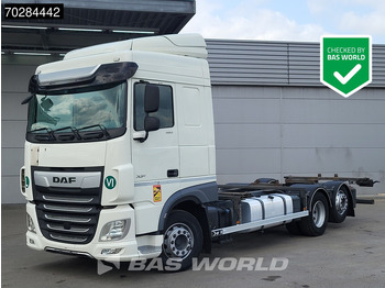 Camião transportador de contêineres/ Caixa móvel DAF XF 480