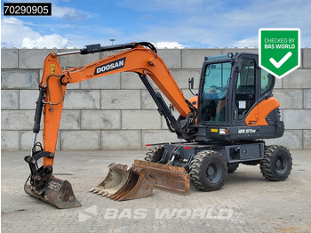 Escavadeira de rodas DOOSAN DX57W