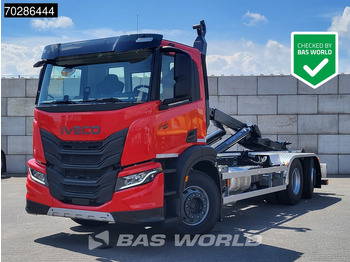Camião polibenne IVECO X-WAY
