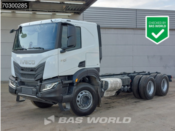 Camião chassi IVECO X-WAY