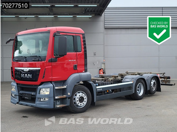 Camião transportador de contêineres/ Caixa móvel MAN TGS 26.320