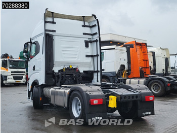 Tractor novo Iveco S-way 580 4X2 NEW! 2x Tanks Navi ACC Standklima: foto 2