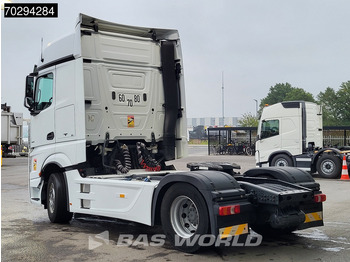 Tractor Mercedes-Benz Actros 1851 Actros 4X2 BigSpace Retarder ACC Euro 6: foto 2 Tractor Mercedes-Benz Actros 1851 Actros 4X2 BigSpace Retarder ACC Euro 6: foto 2