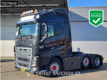 Tractor VOLVO FH16 750