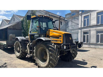 Trator JCB
