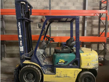 Empilhador a diesel KOMATSU