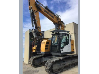 Escavadora de rastos LIEBHERR R 926