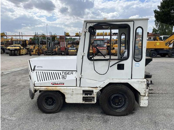 Trator TAYLOR-DUNN TC-40: foto 4
