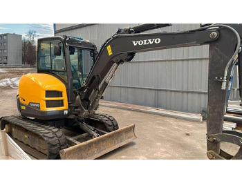 Mini escavadeira VOLVO ECR50D