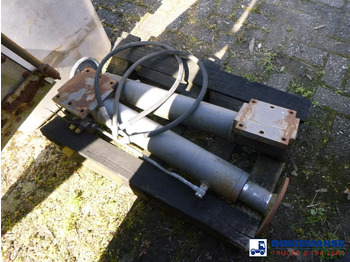 Cilindro hidráulico Onbekend 2 Support legs for loading crane: foto 2