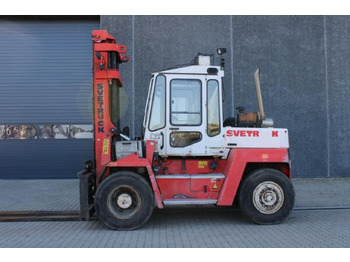 Empilhador a diesel SVETRUCK