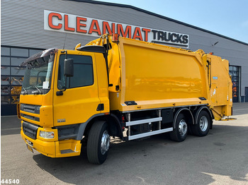 Caminhão de lixo DAF CF 75 250