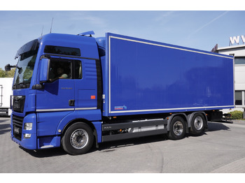 Camião frigorífico MAN TGX 26.500 E6 XXL / Schmitz 19 pallets / Thermoking / steering axle: foto 2