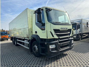 Camião transporte de bebidas IVECO Stralis