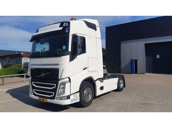Tractor VOLVO FH