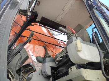 Escavadeira HITACHI ZX520LCH-5B: foto 5