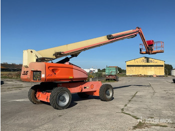 Plataforma telescópica JLG