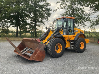 Pá carregadora de rodas JCB 437