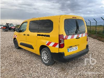 Furgão TOYOTA PROACE: foto 2