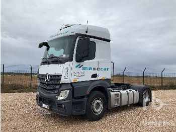 Tractor MERCEDES-BENZ Actros 1845