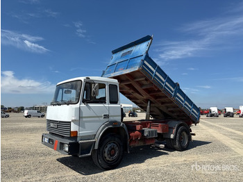 Camião basculante IVECO