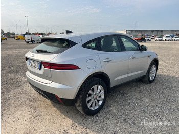 Automóvel 2019 Jaguar E-Pace D150 Automobile: foto 3 Automóvel 2019 Jaguar E-Pace D150 Automobile: foto 3
