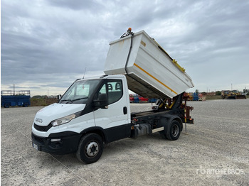 Caminhão de lixo IVECO Daily