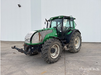 Trator VALTRA T140