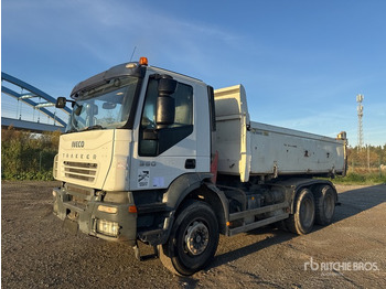 Camião basculante IVECO Trakker