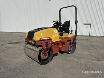 Compactador de asfalto DYNAPAC