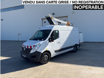 Caminhão com plataforma aérea RENAULT Master