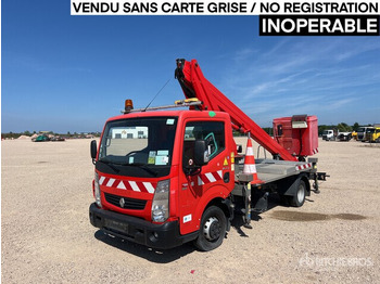 Caminhão com plataforma aérea RENAULT Maxity 130