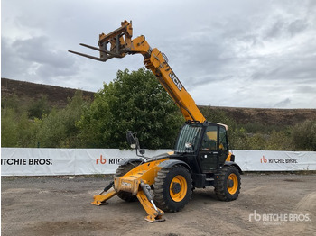 Empilhador telescópico JCB