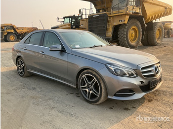 Automóvel MERCEDES-BENZ