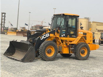 Pá carregadora de rodas JCB