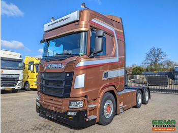 Tractor SCANIA S 730