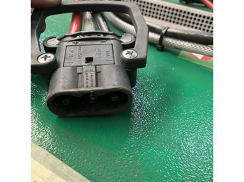 Sistema elétrico para Equipamento de movimentação Hoppecke E230 G24/65 B-F15FS Trak power Optimal Charge: foto 4