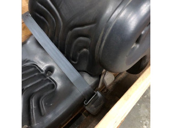 Cabine e interior para Equipamento de movimentação Seat for Crown 2.5FPTT: foto 5